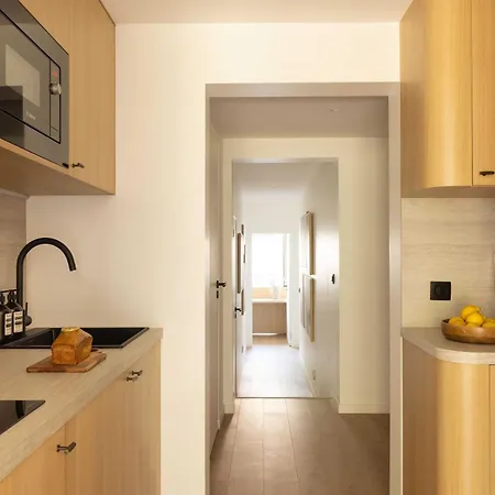 Elegant - Ac-3br-8p - Place De La Nation