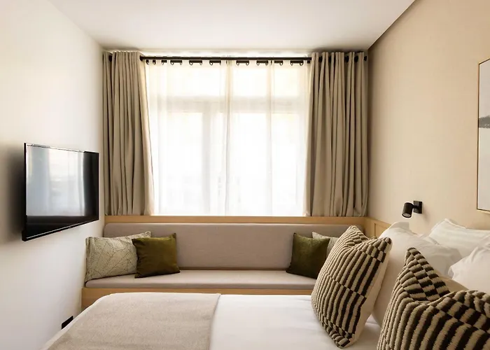 Elegant - Ac-3br-8p - Place De La Nation *